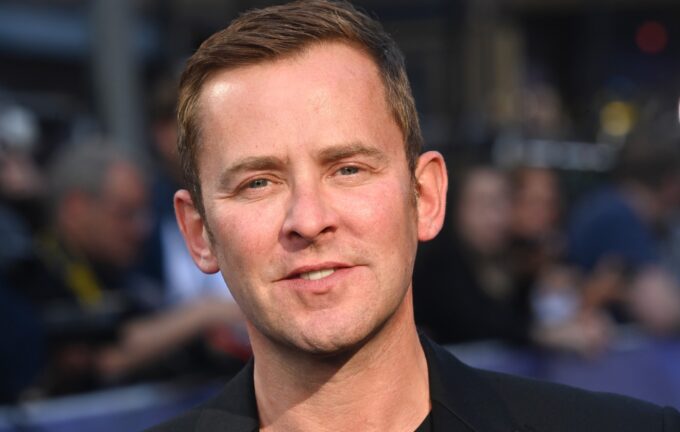 BBC apologises after it admits concerns about "inappropriate communications" involving Scott Mills were raised last year