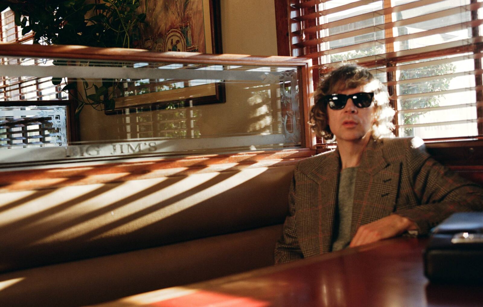 Beck revisits 'Morning Phase' and 'Sea Change' on beautiful new single 'Ride Lonesome' as he announces 2026 tour