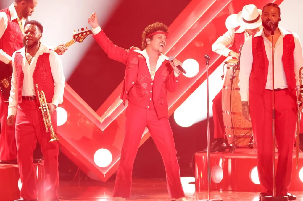 Bruno Mars Readies His First World Tour in Nearly a Decade: Road Work