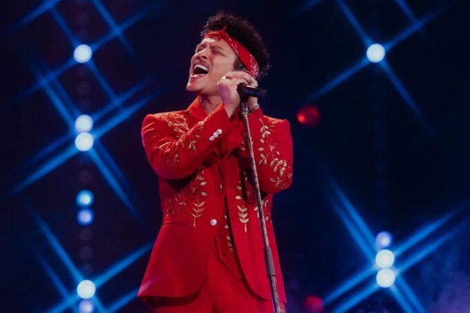 Bruno Mars’ Romantic Tour Kickoff in Las Vegas: Best Moments