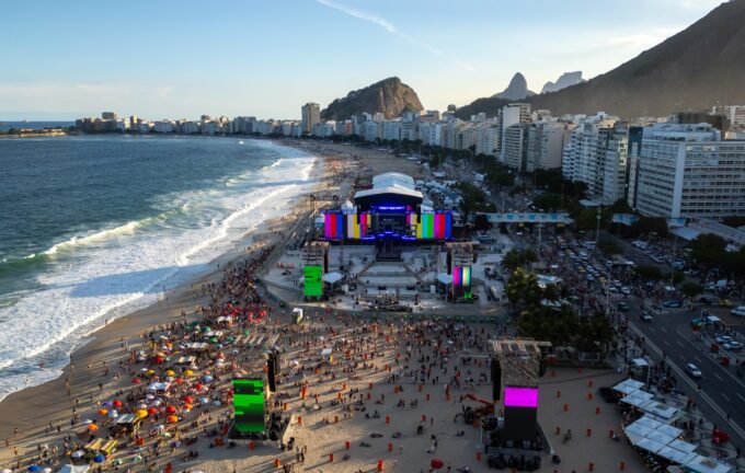 Crew member crushed to death building stage for Shakira concert