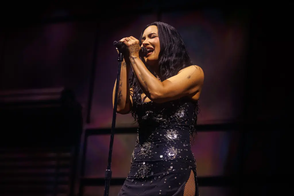 Demi Lovato Reveals Favorite 'Pop Girlies,' Talks Selena Gomez Reunion