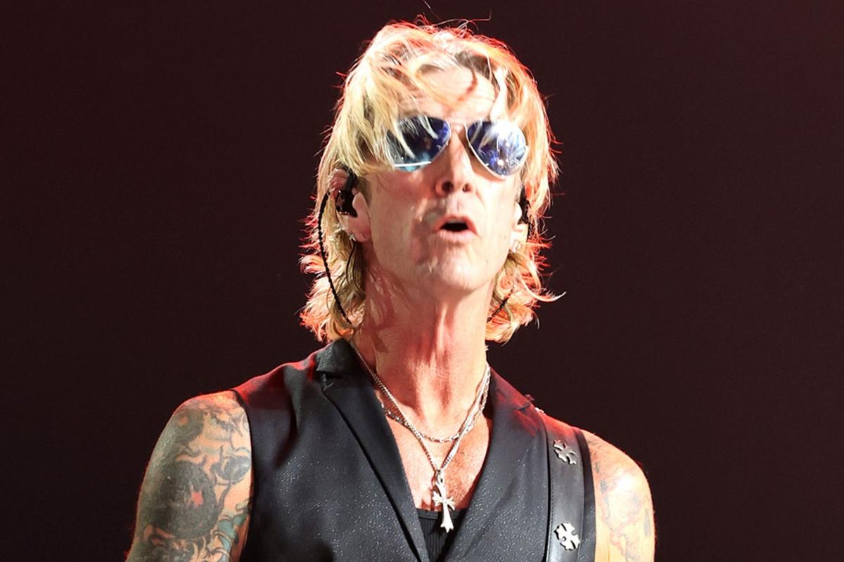 Guns N' Roses Cover Rare Sex Pistols Song Live for the First Time