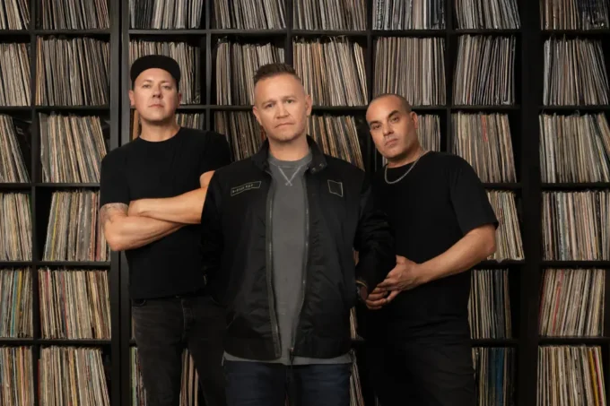 Hilltop Hoods Raise $95,000 For Children's Cancer Charity Following Auction Of Rare Items