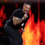 "I'm a real Redcoat. You're a real bully. I know which one I'd rather be”