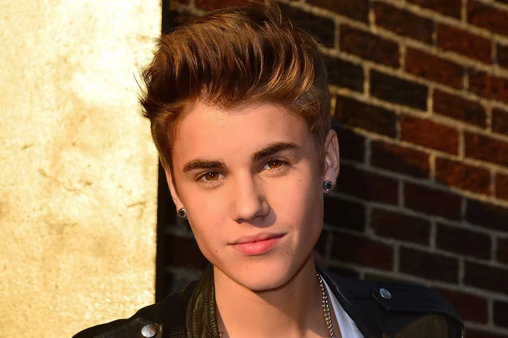 Justin Bieber, Nicki Minaj ‘Beauty and a Beat’ No. 1 Global Excl. U.S.