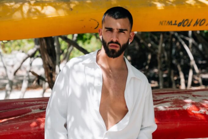 Manuel Turizo Unveils Eclectic New Album 'Apambichao': Interview