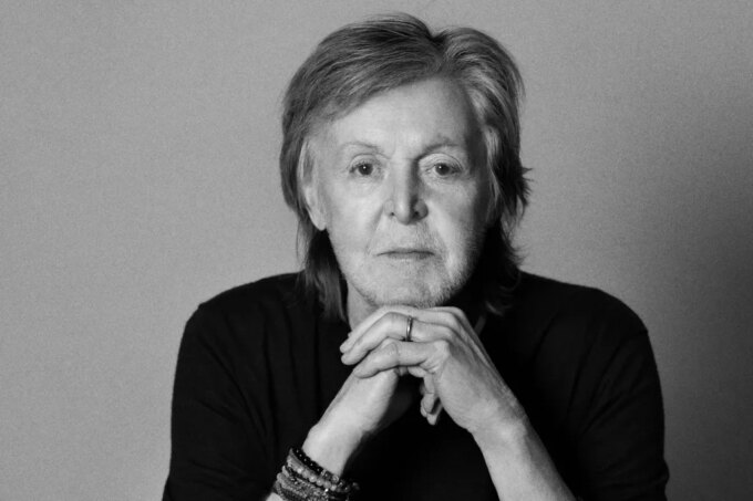 Paul McCartney's 'Days We Left Behind' Debuts on Adult Contemporary