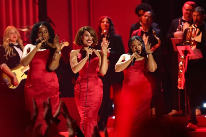 RAYE This Tour May Contain New Music in New York City: 7 Best Moments