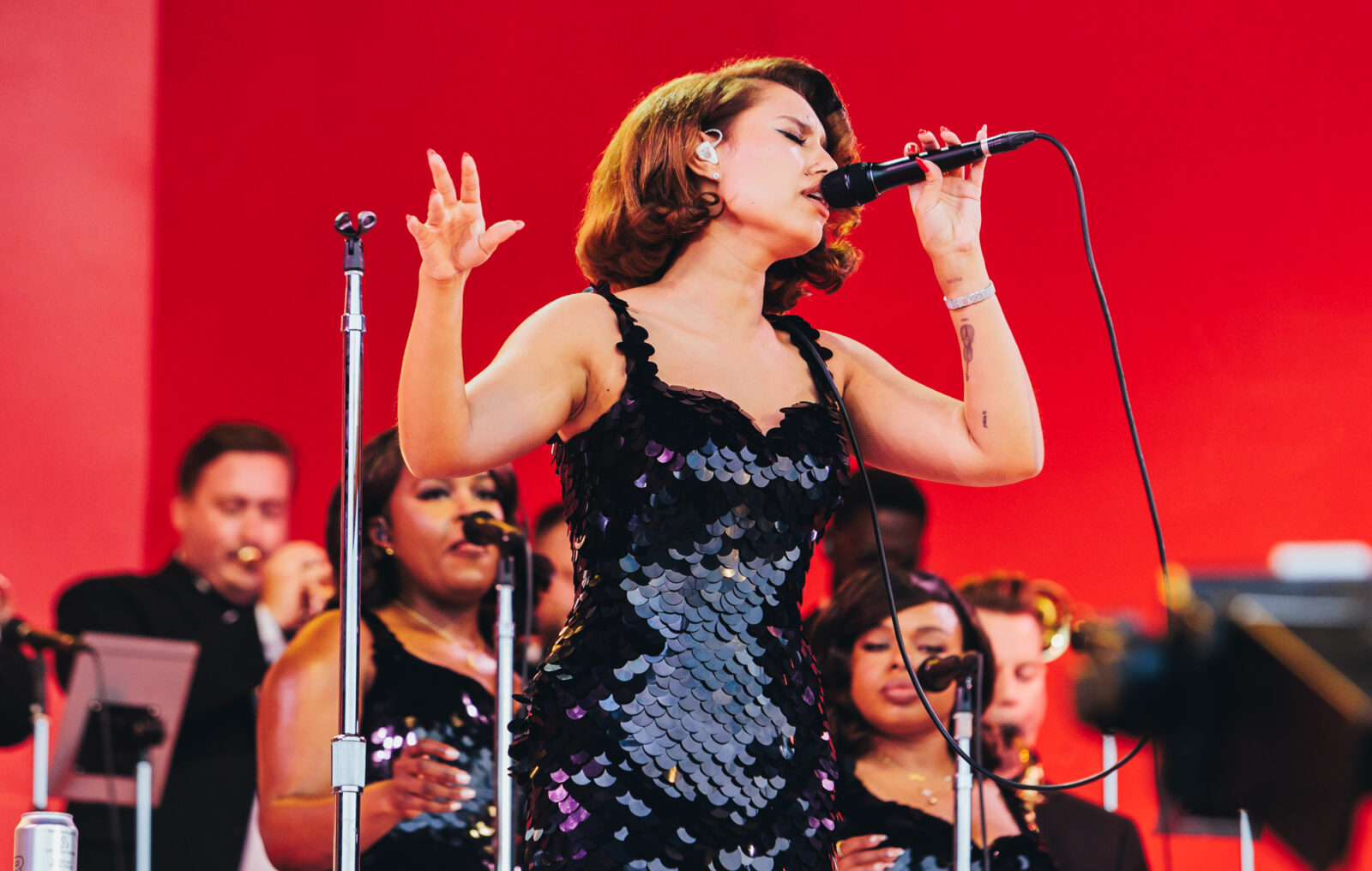 RAYE apologises to fans who bought her new album on vinyl as it's not the final mix