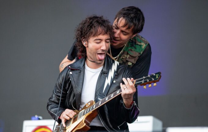The Strokes officially release 'Going Shopping' and announce release date of new album 'Reality Awaits'