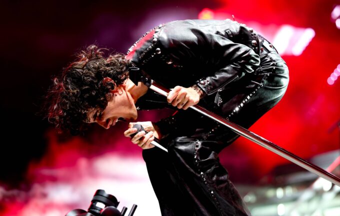 Watch Sombr surprise fans with Billy Corgan to duet Smashing Pumpkins '1979' at Coachella