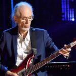 Yes Postpones Fragile UK Tour So Steve Howe Can Undergo Surgery