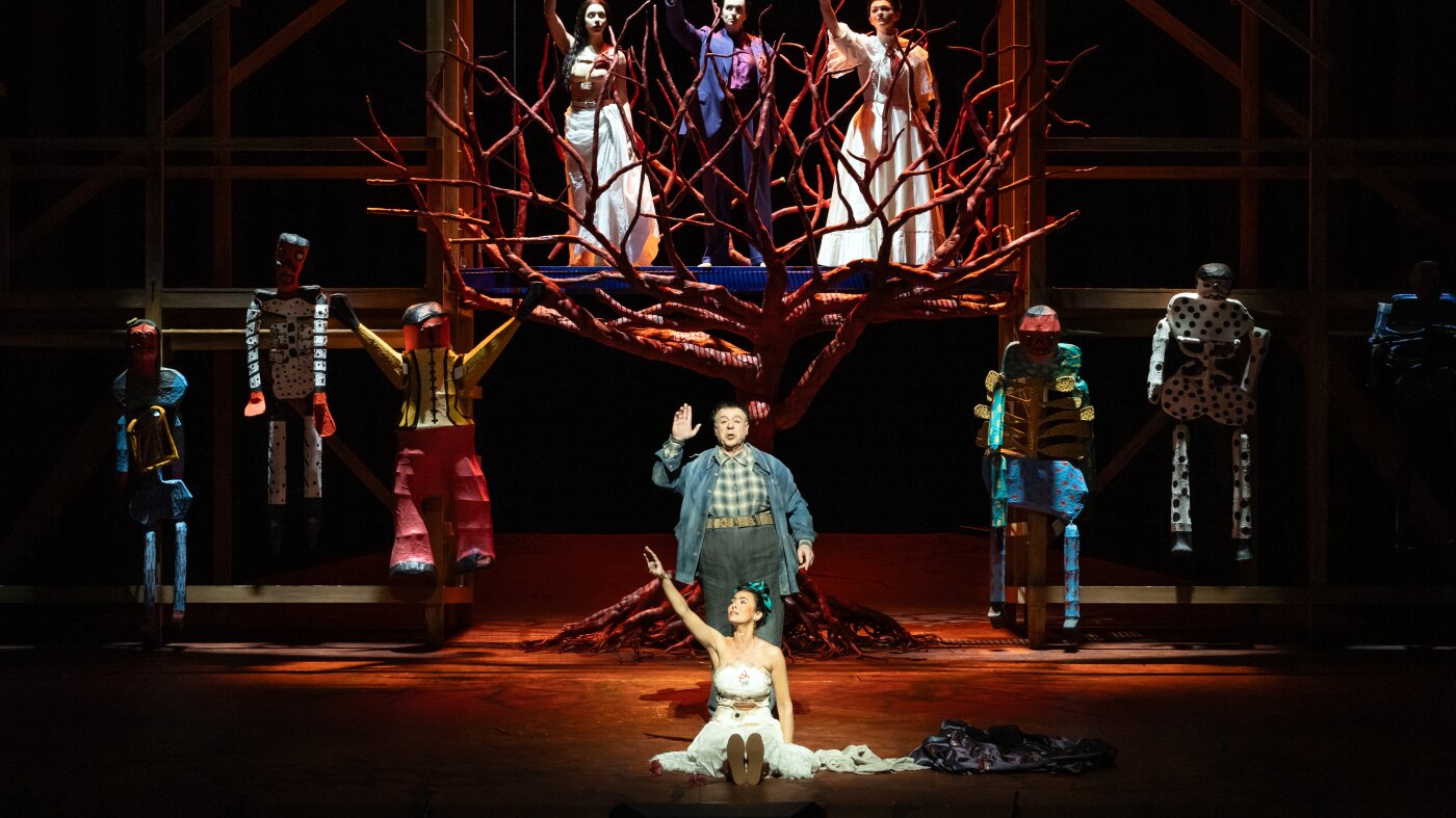 An opera on Frida Kahlo and Diego Rivera gets its Met debut : NPR
