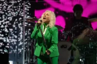 Blondie's Debbie Harry To Star In Comedy Film With Pamela Anderson