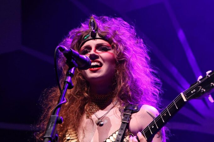 Castle Rat Singer Laughs Off 'Industry Plant' Talk