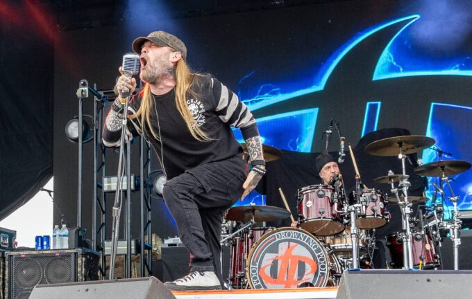 Drowning Pool’s South American tour cancelled after “low ticket sales", but band claim it's due to “logistics”