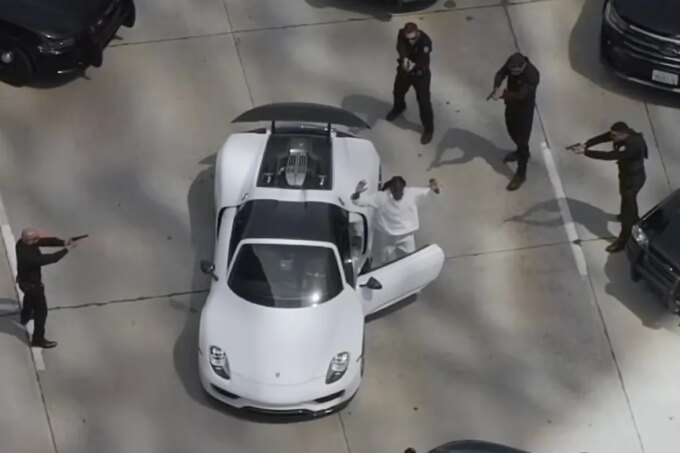 Kali Uchis, Cops & High-Speed Car Chase
