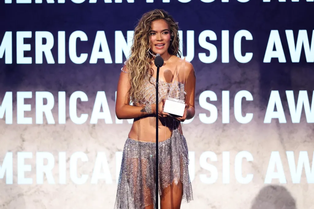 Karol G Wins at AMAs & Mesmerizes With 'Ivonny Bonita' Performance