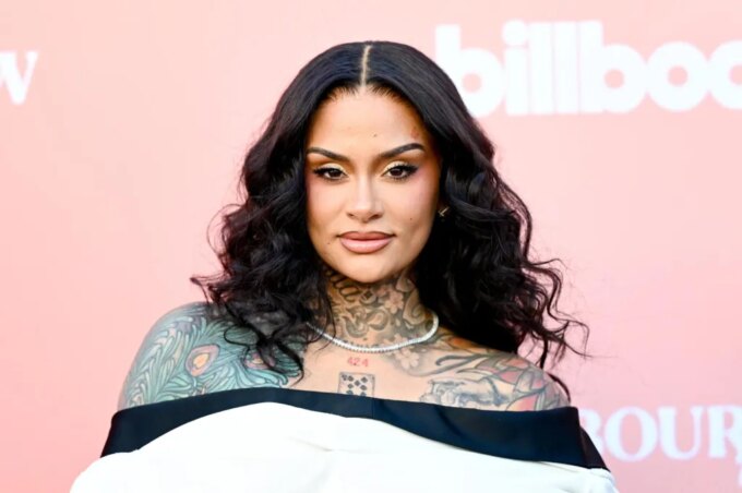 Kehlani Earns First No. 1 Album on Top R&B/Hip-Hop Albums Chart