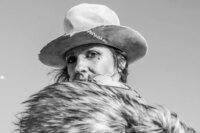Linda Perry Interview on 'Let It Die Here' Film, Album: Pop Shop Podcast