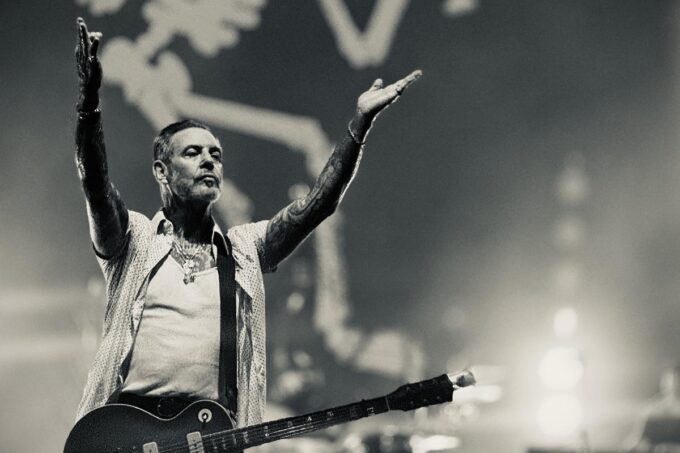 Mike Ness Discusses His Journey For Social Distortion's New Album