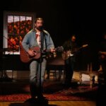 Noah Kahan Performs 'Doors' and 'The Great Divide' on SNL
