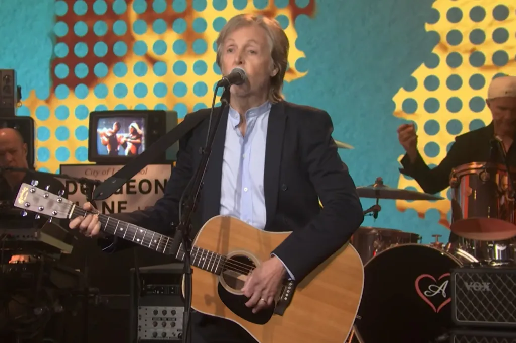 Paul McCartney Performs 'Band on the Run,' 'Coming Up,' 'Days'