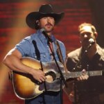 Riley Green Performs 'Change My Mind' at the ACM Awards