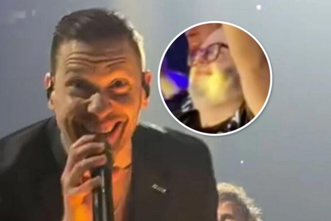 Shinedown Honor Fan Request, Play Song for First Time in 18 Years