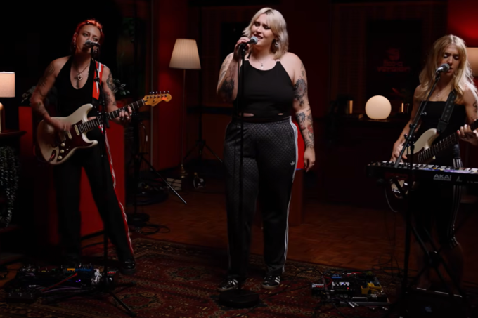 Teen Jesus And The Jean Teasers Cover t.A.T.u.'s 'All The Things She Said' For 'Like A Version'