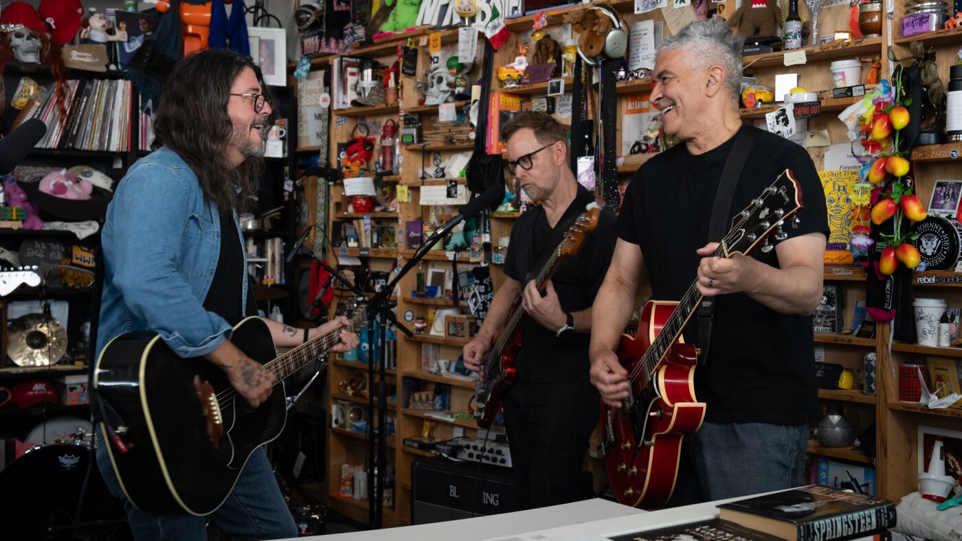 Tiny Desk Concert : NPR