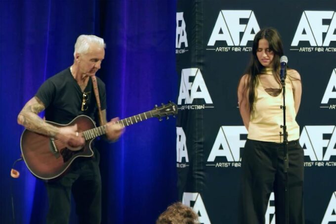 Watch Neil Giraldo Perform 'Come Together' by the Beatles