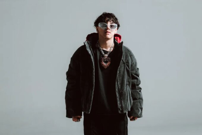 Xavi Breaks Down 5 Essential Tracks From His New Album 'Dosis'