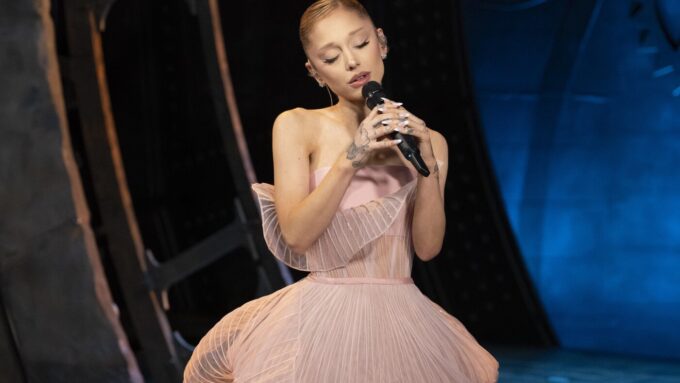 Ariana Grande's 'Hate That I Made You Love Me' debuts at No. 1 : NPR