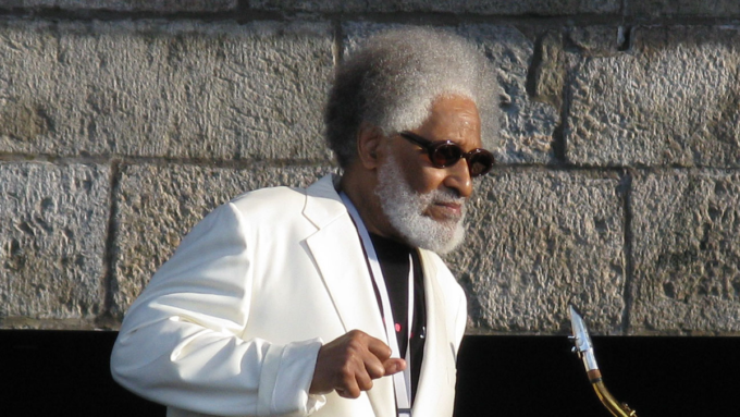 Celebrated Saxophonist Sonny Rollins Dies at 95