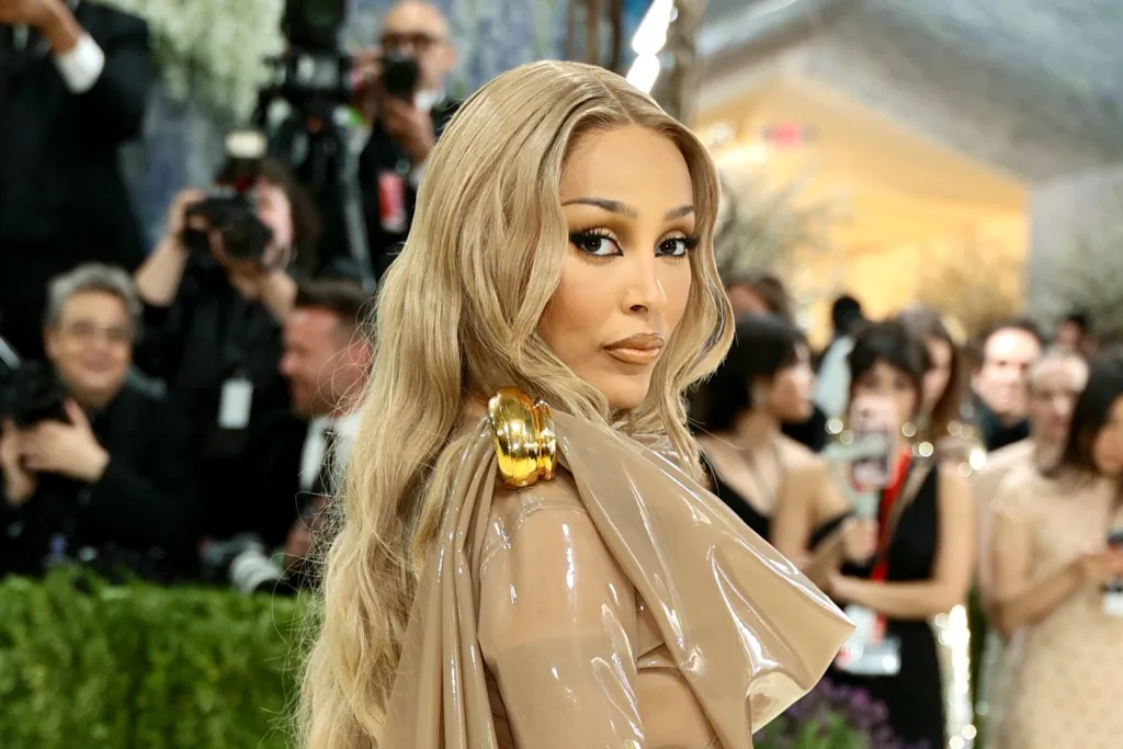 Doja Cat Slams Elon Musk While Asking for Return of an X Feature