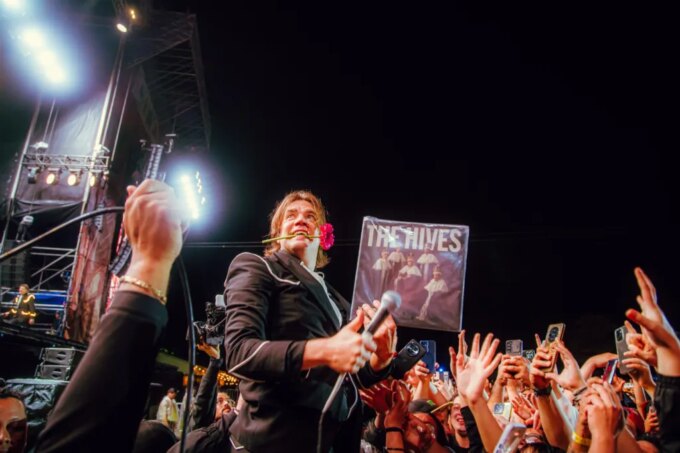 How The Hives Conquered Latin America in Spanish & Portuguese