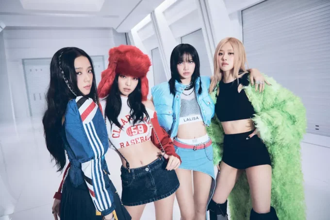 Razer & BLACKPINK Team Up For Gaming Collab