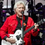 Rik Emmett Says Reunion Tour Is Like 'Triumph on 'Roids'