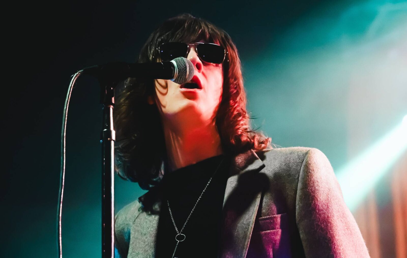 Watch Blossoms perform surprise pop-up gig in Manchester from inside a van