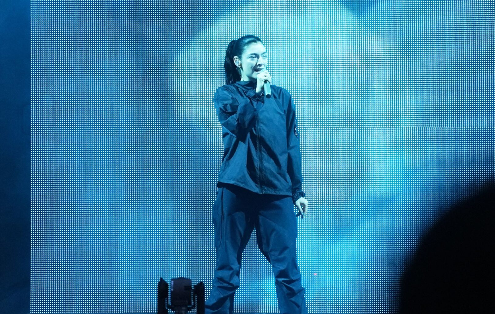 Watch Lorde put personal spin on Charli XCX collab ‘Girl, So Confusing’ at Governor's Ball 2026